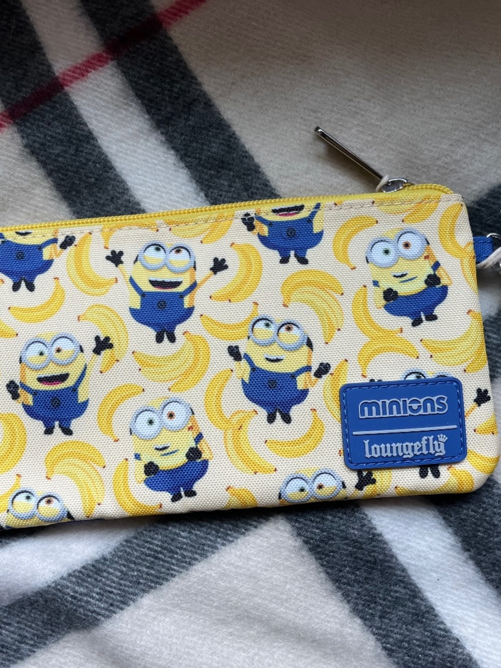 Minion loungefly wristlet